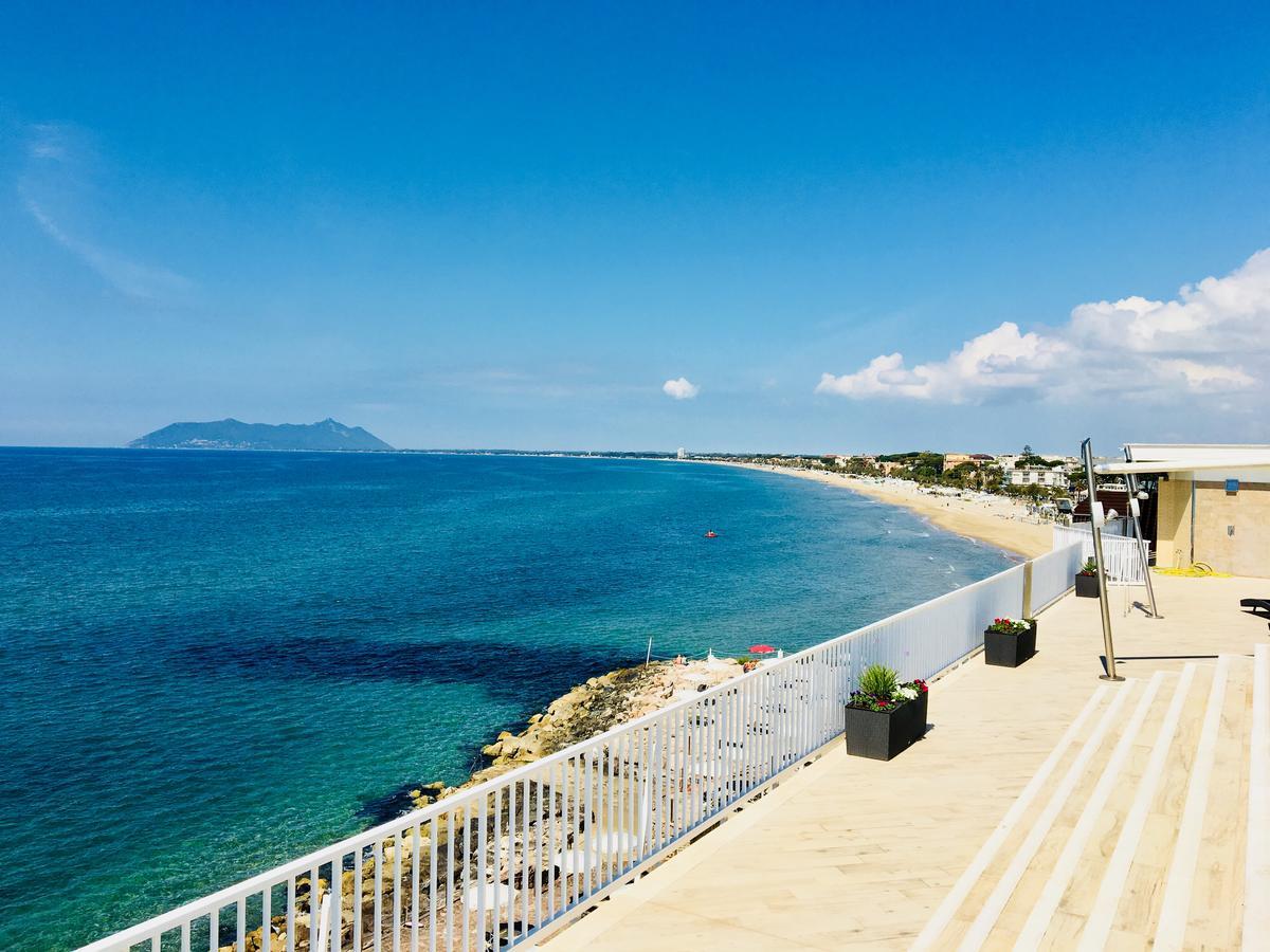 Grand Hotel L'Approdo Terracina Exterior foto